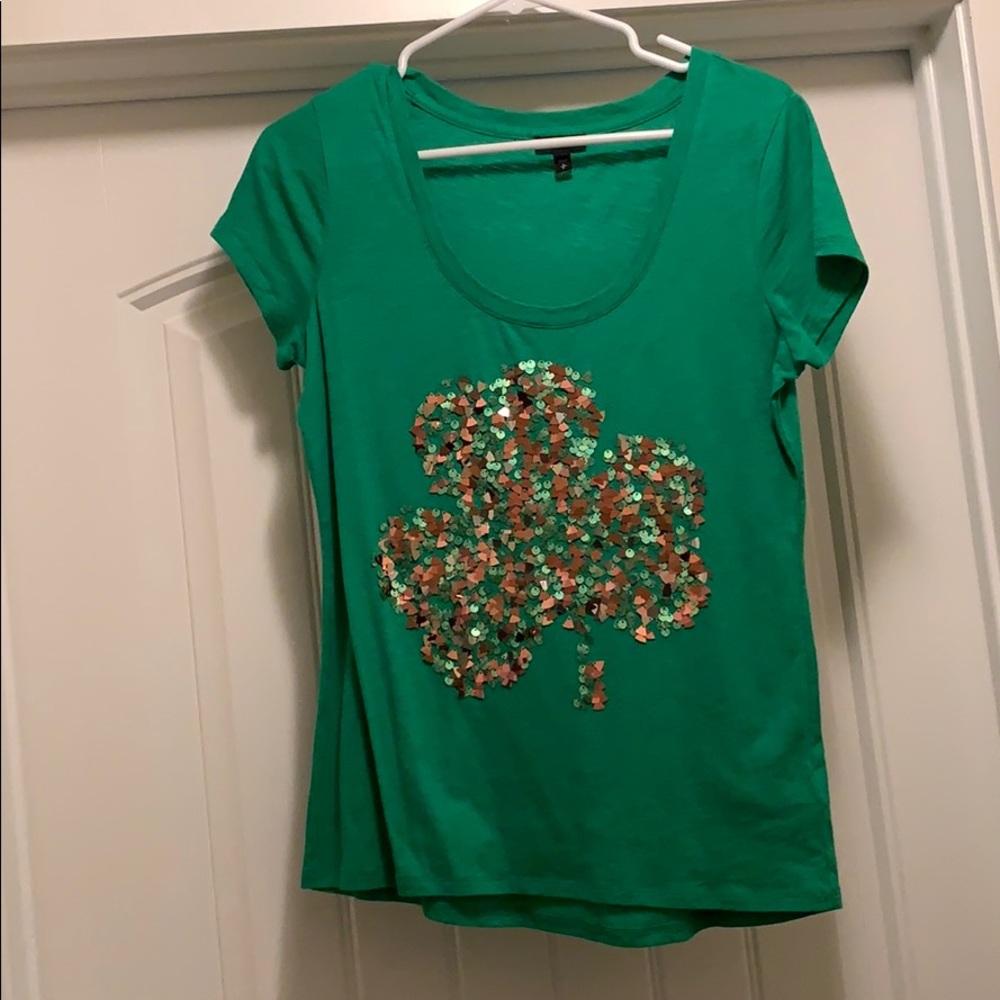 Green glittery clover shirt